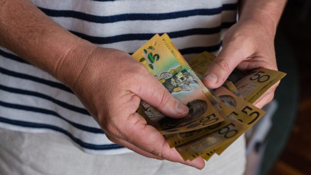 Australians to Receive $700-$750 Electricity Bill Credit This Week: Are You Eligible?