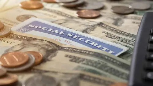 $2300 Stimulus Checks 2024 for Social Security: Who Qualifies and When Will Payments Be Made?